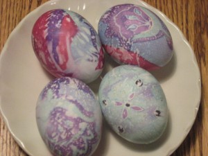 Silk-Dyed Easter Eggs