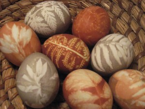 Naturally-Dyed Eggs